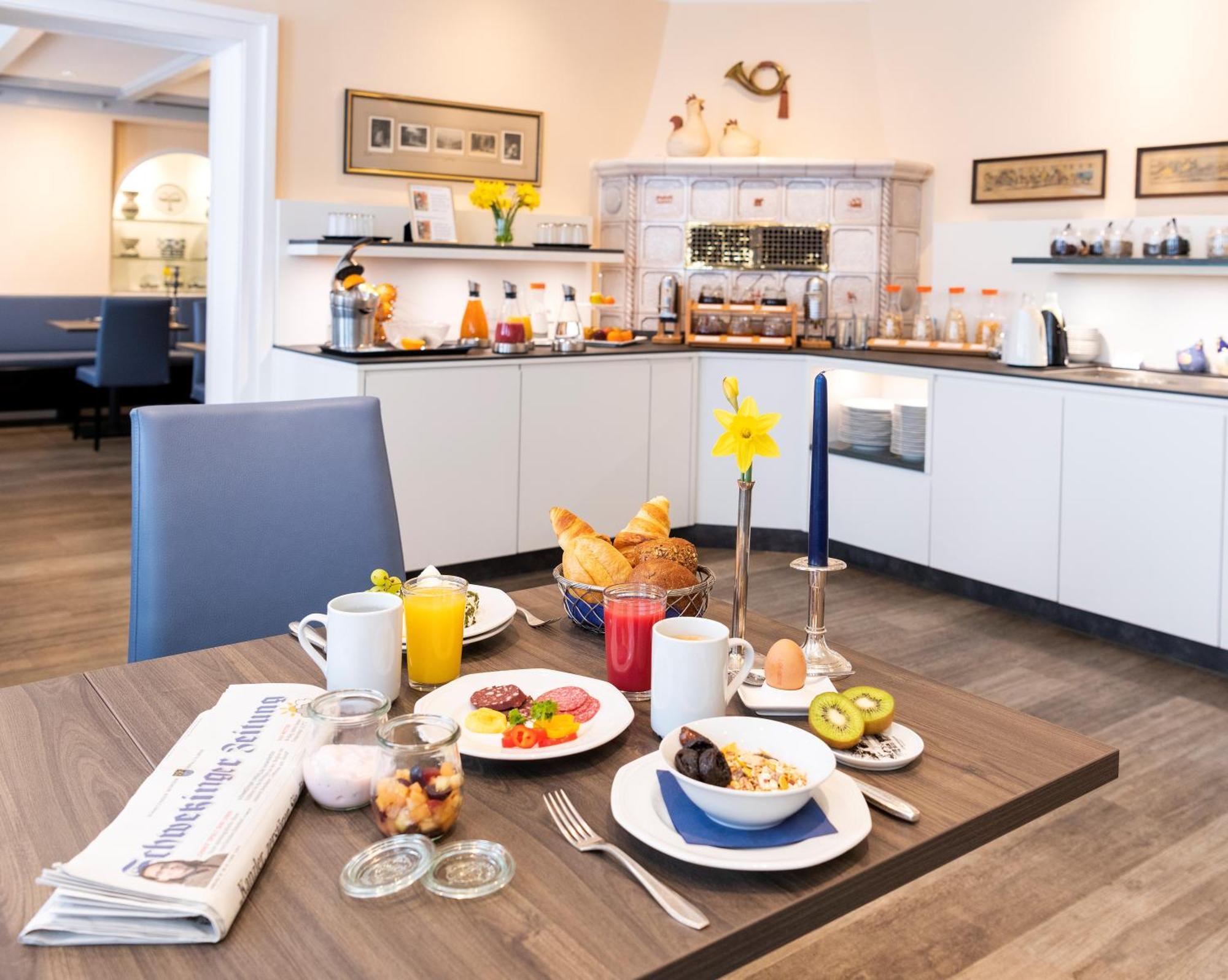 Hotel Adler Post Schwetzingen Ngoại thất bức ảnh