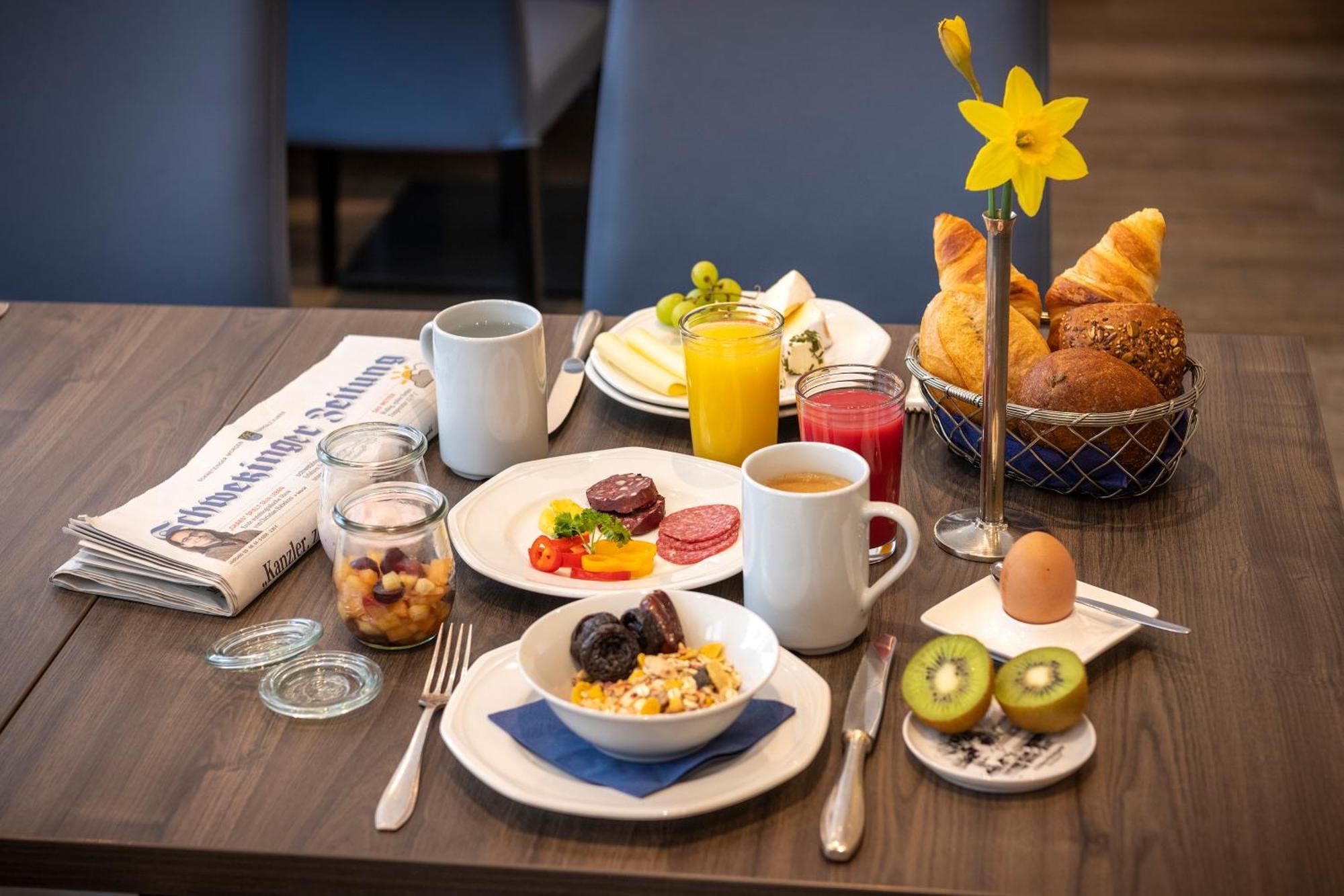 Hotel Adler Post Schwetzingen Ngoại thất bức ảnh
