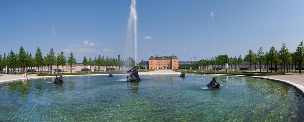 Hotel Adler Post Schwetzingen Ngoại thất bức ảnh