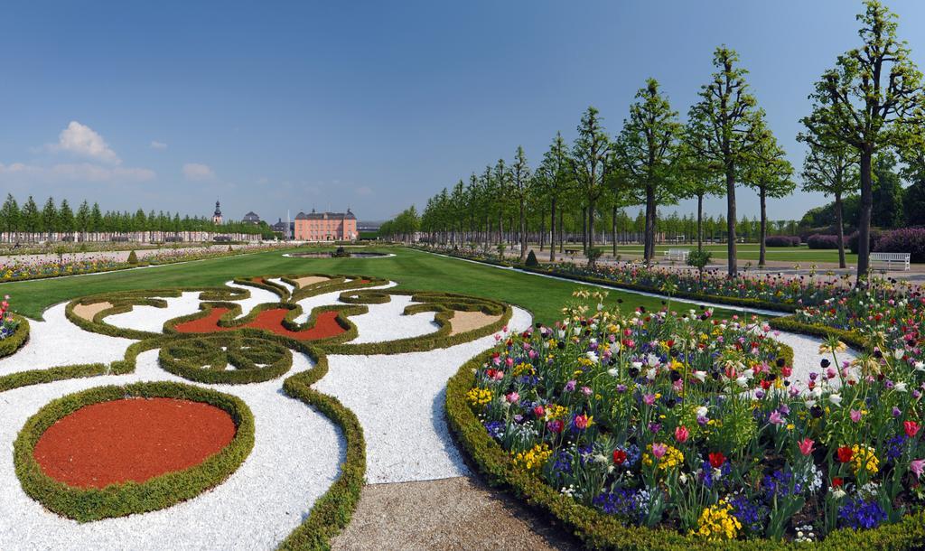 Hotel Adler Post Schwetzingen Ngoại thất bức ảnh